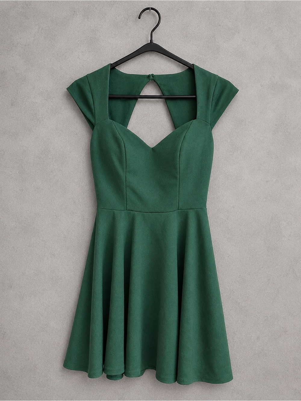 B. Darlin Emerald Green Fit & Flare Dress Juniors 3/4 Open Back Party